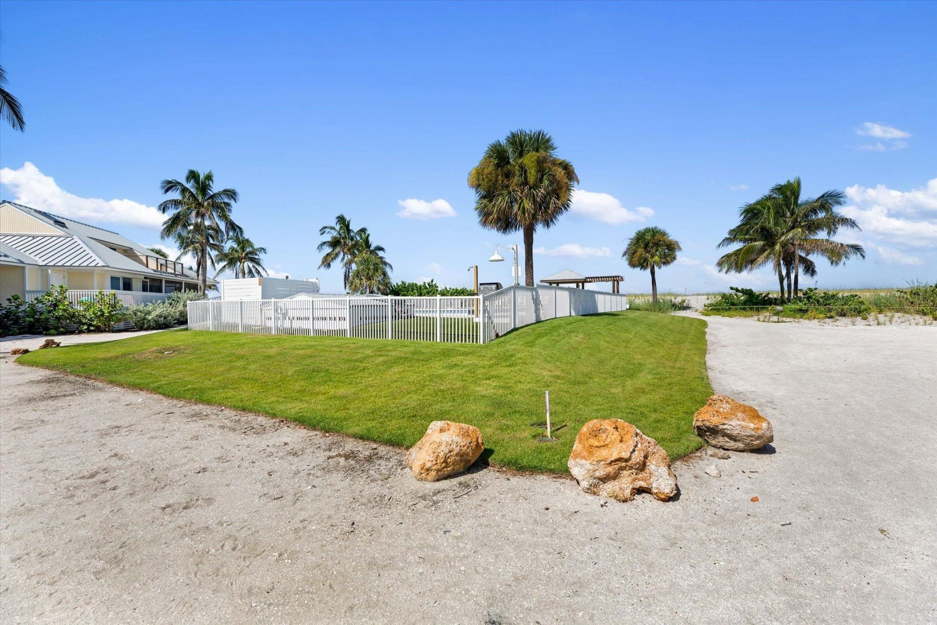 3 Beach Homes, Unit 3, Captiva, FL 33924 Photo