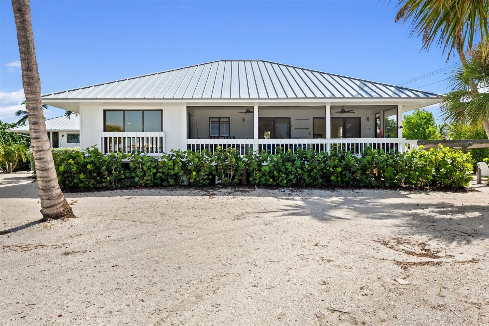 3 Beach Homes, Unit 3, Captiva, FL 33924 Photo