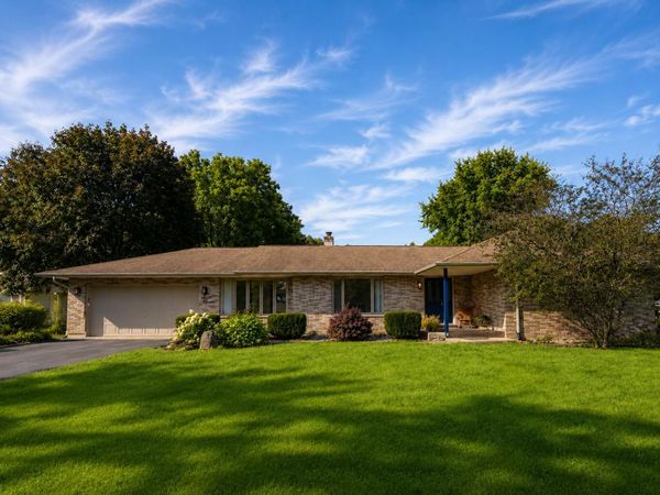 700 Waverly Road , La Porte, IN 46350