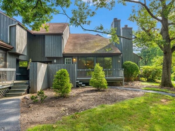 299 Gemini Dr, Hillsborough, NJ 08844