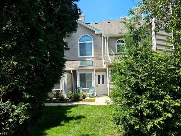 49 Birchwood Road, Bedminster, NJ 07921