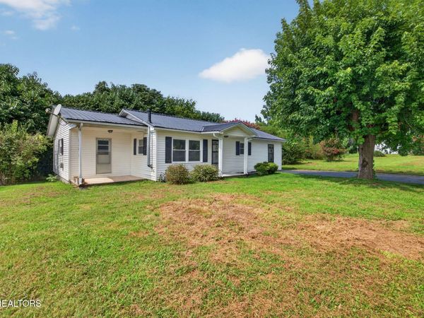 740 Pleasant Hill Rd, Sparta, TN 38583