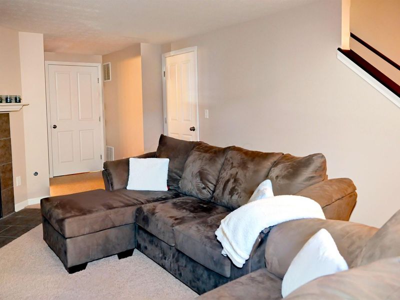 8289 Bruntsfield Road , Columbus, OH 43235 Photo 14