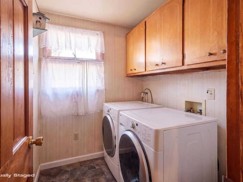 173 Plymouth Street, Bucyrus, OH 44820 Photo 13
