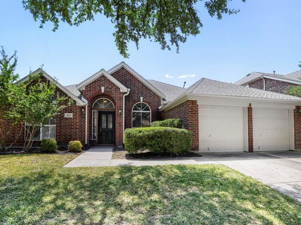 3632 Stone Creek Lane S, Fort Worth, TX 76137