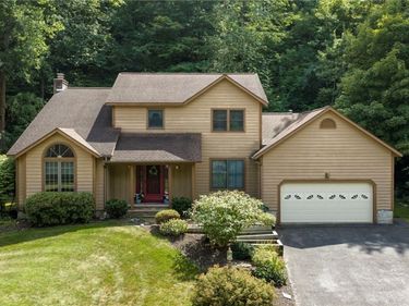 5169 Wagon Trails End , Syracuse, NY 13215