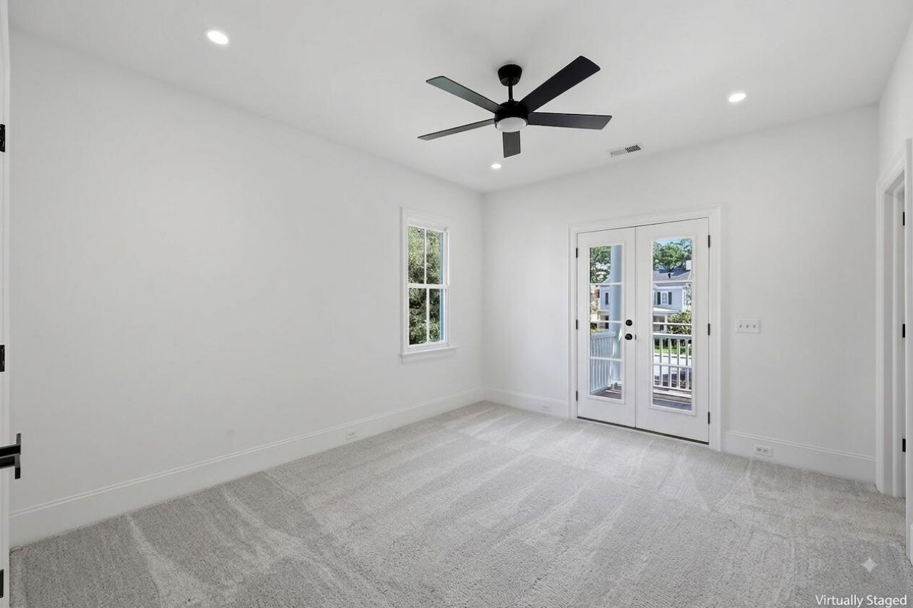 110 Great Heron Way Photo 28