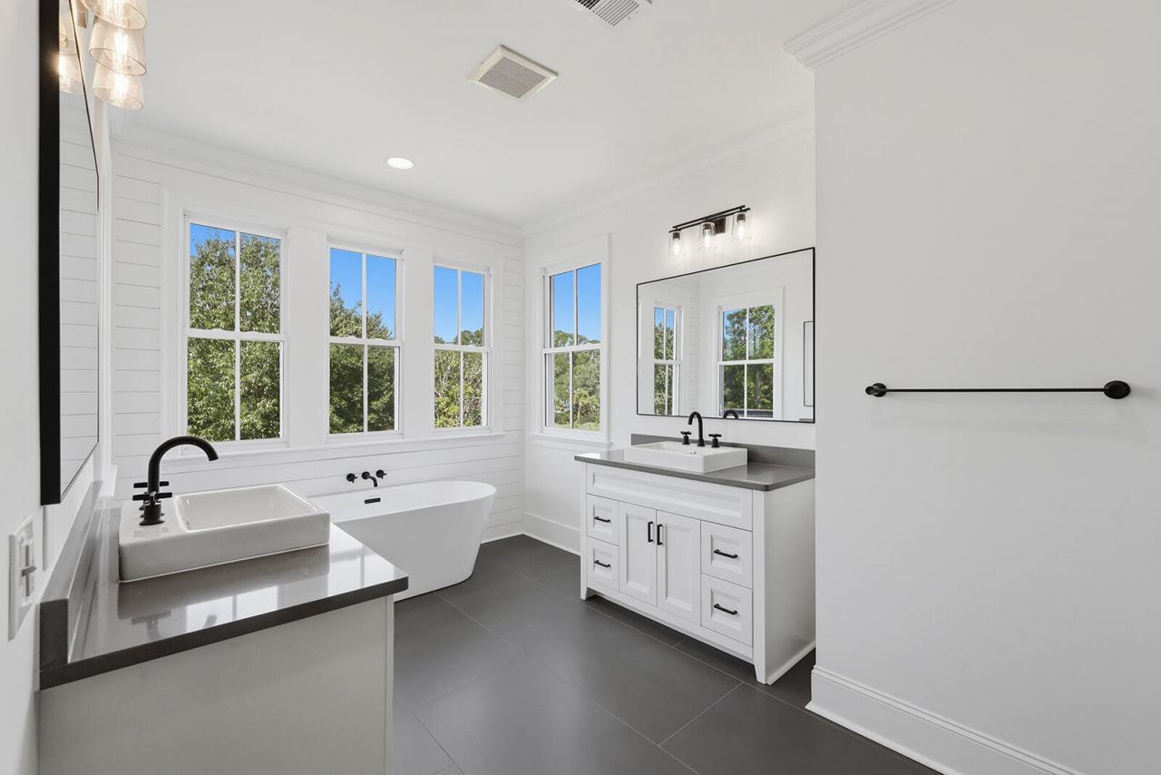 110 Great Heron Way Photo 33