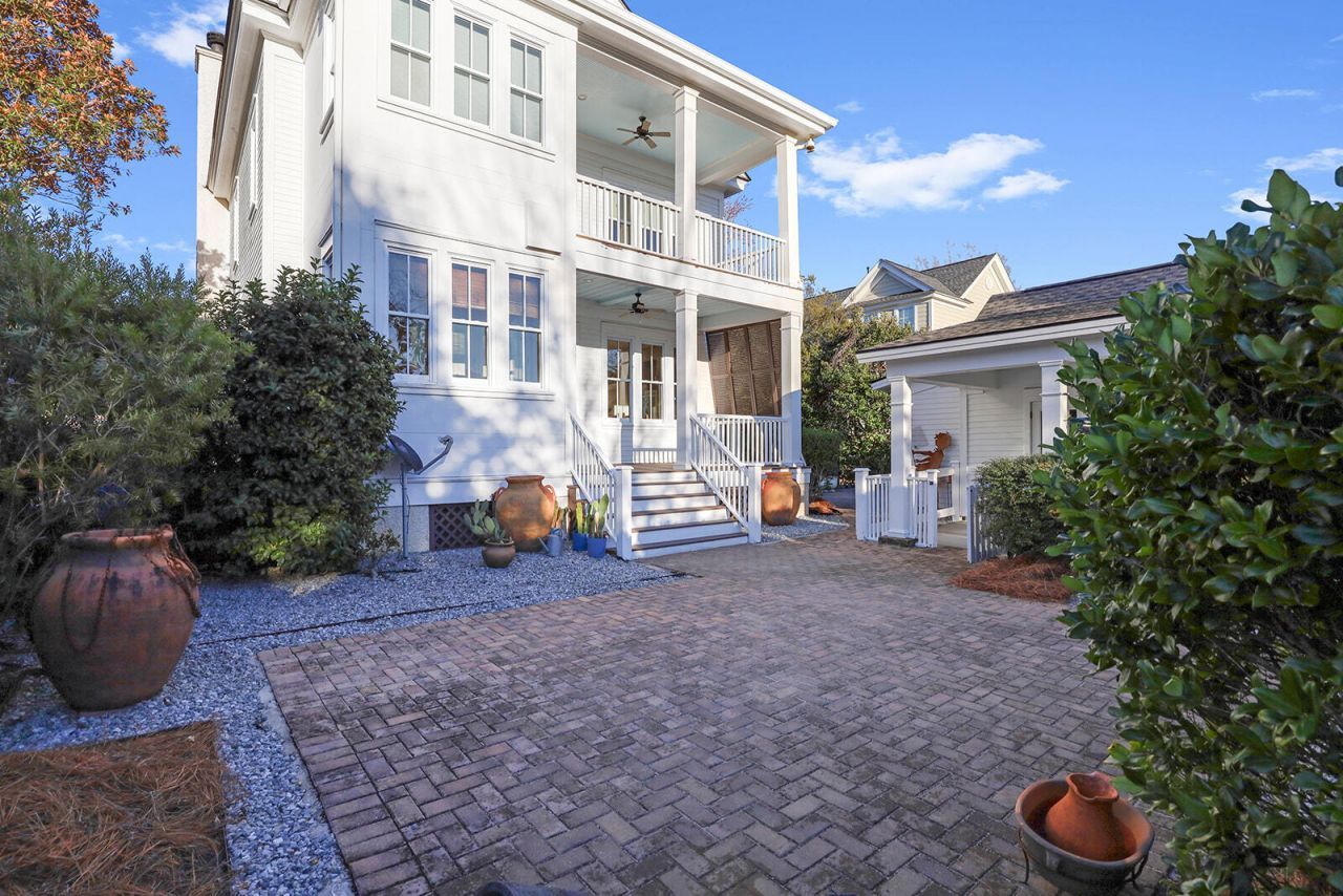 110 Great Heron Way Photo 42