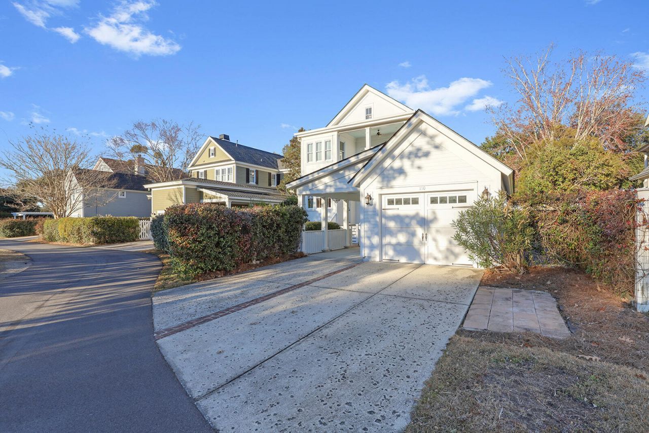 110 Great Heron Way Photo 46