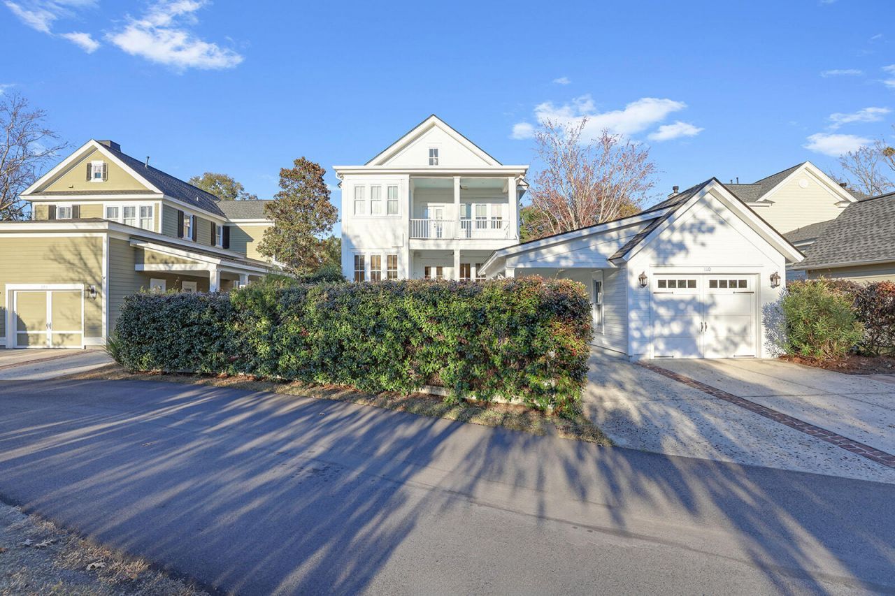 110 Great Heron Way Photo 47