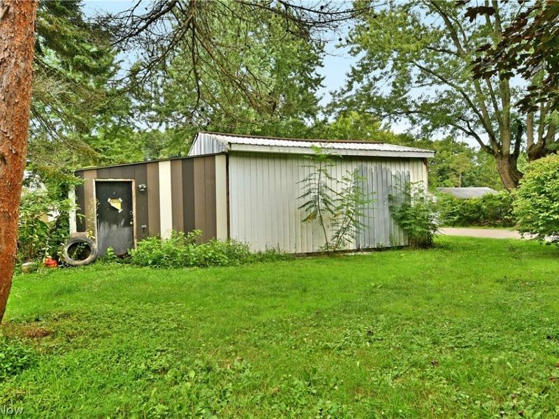 919 Owsley Street, Masury, OH 44438 Photo 8