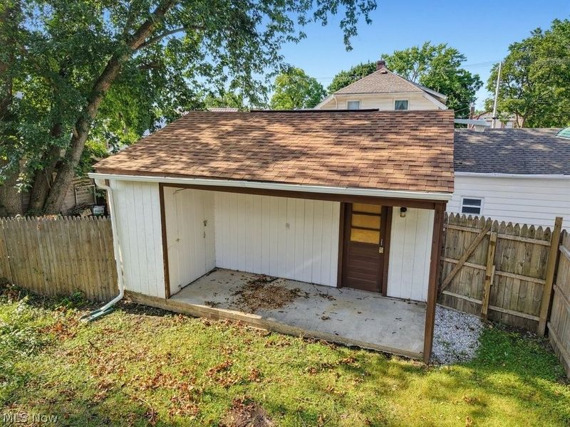 1899 Hillside Terrace , Akron, OH 44305 Photo 5