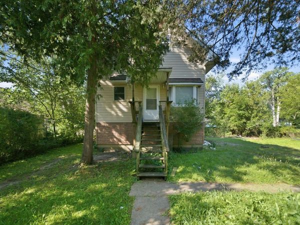 42396 N Willow Street, Antioch, IL 60002