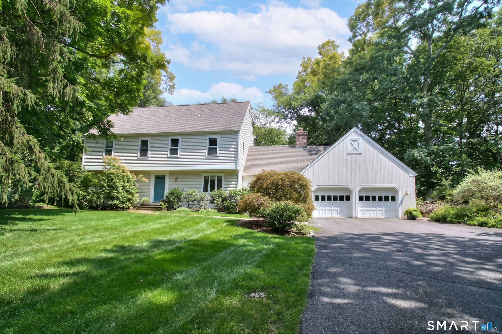 4 Pilgrim, Weston, CT 06883 Main Photo