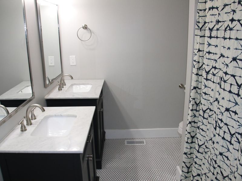 723 Siebert Street , Columbus, OH 43206 Photo 20