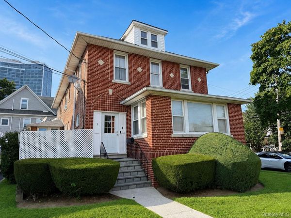1 Davis Avenue , New Rochelle, NY 10805