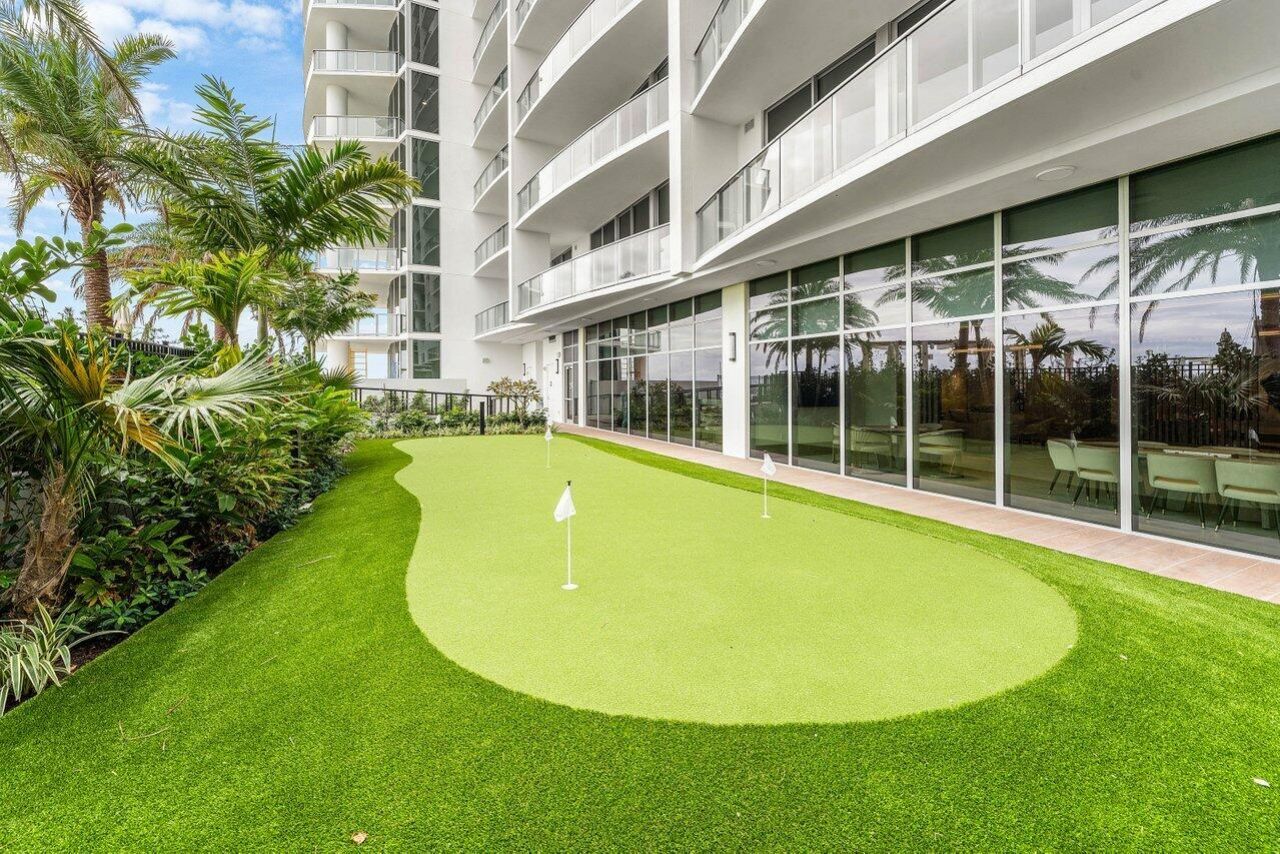 220 Lake Shore Drive, Unit 702, Lake Park, FL 33403 Photo