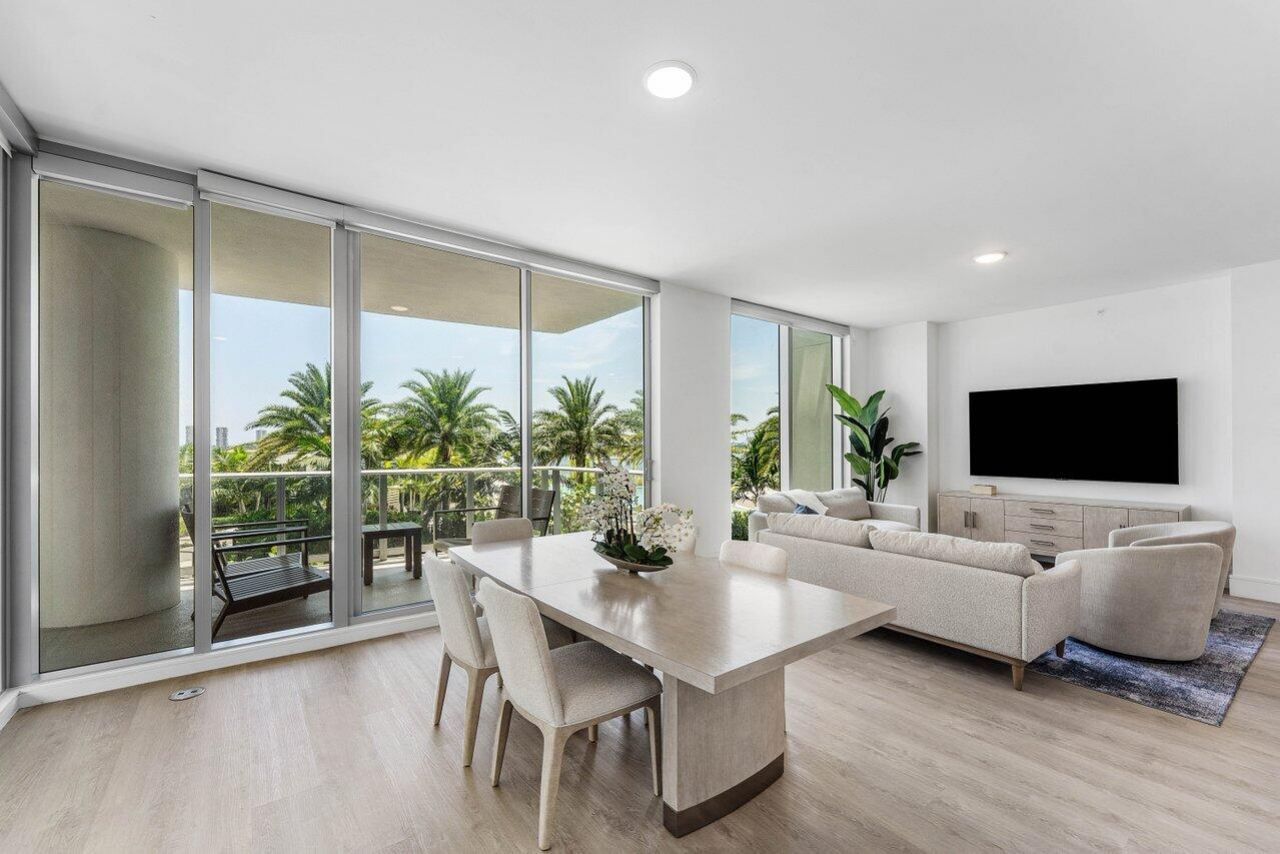 220 Lake Shore Drive, Unit 702, Lake Park, FL 33403 Photo