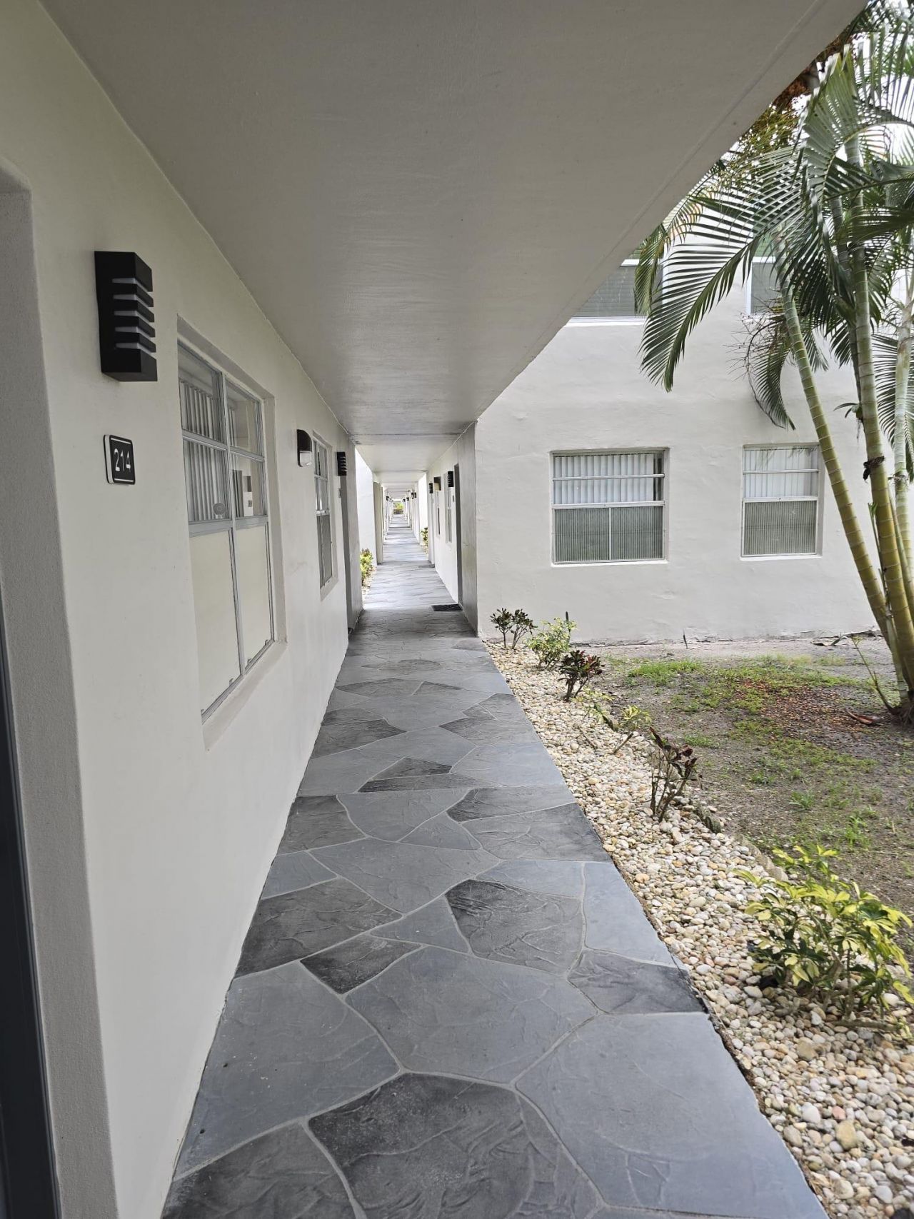 215 E Normandy E, Unit 215, Delray Beach, FL 33484 Photo