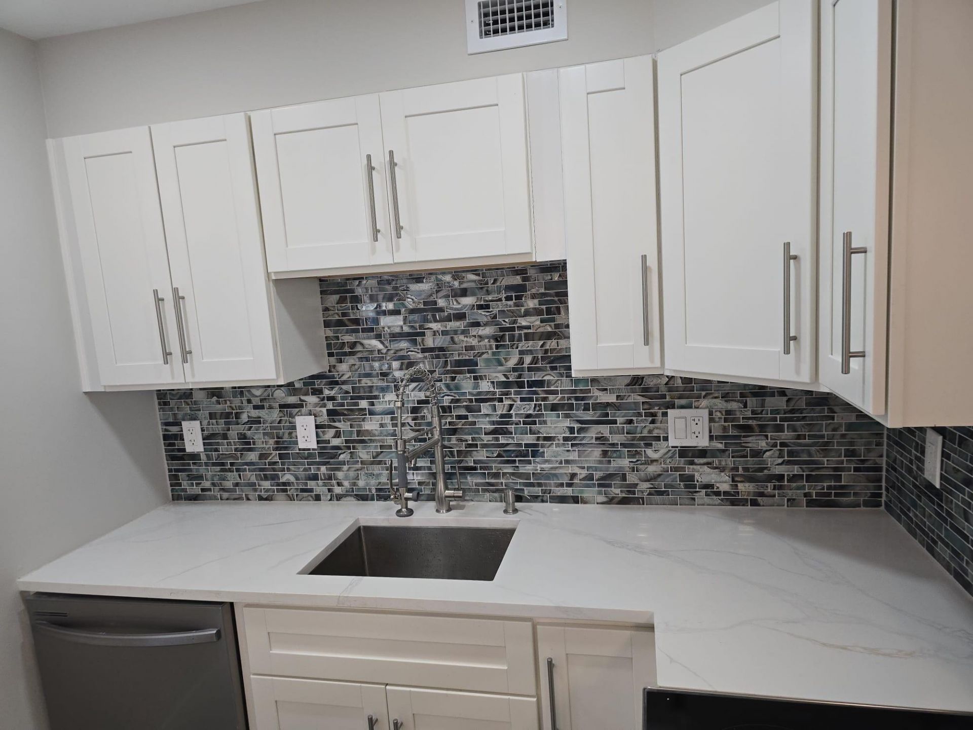 215 E Normandy E, Unit 215, Delray Beach, FL 33484 Photo