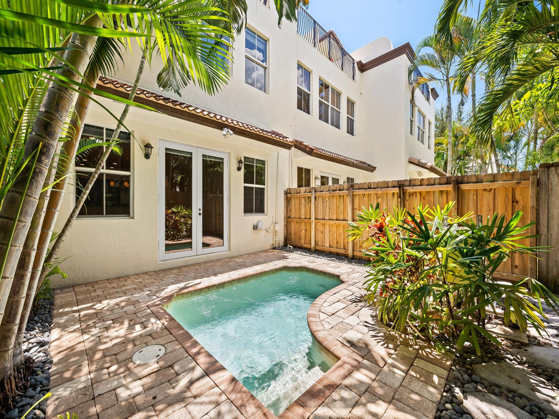 1423 NE 26th Avenue, Unit 1423, Fort Lauderdale, FL 33304 Photo