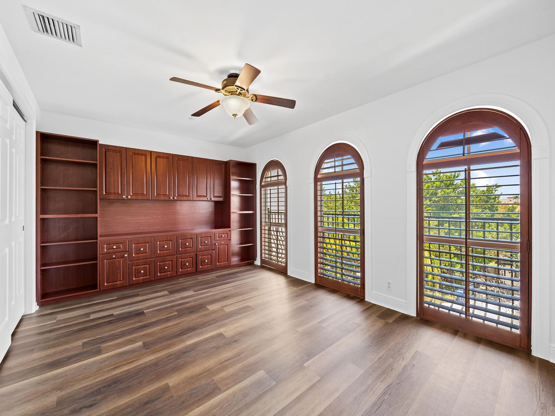 1423 NE 26th Avenue, Unit 1423, Fort Lauderdale, FL 33304 Photo