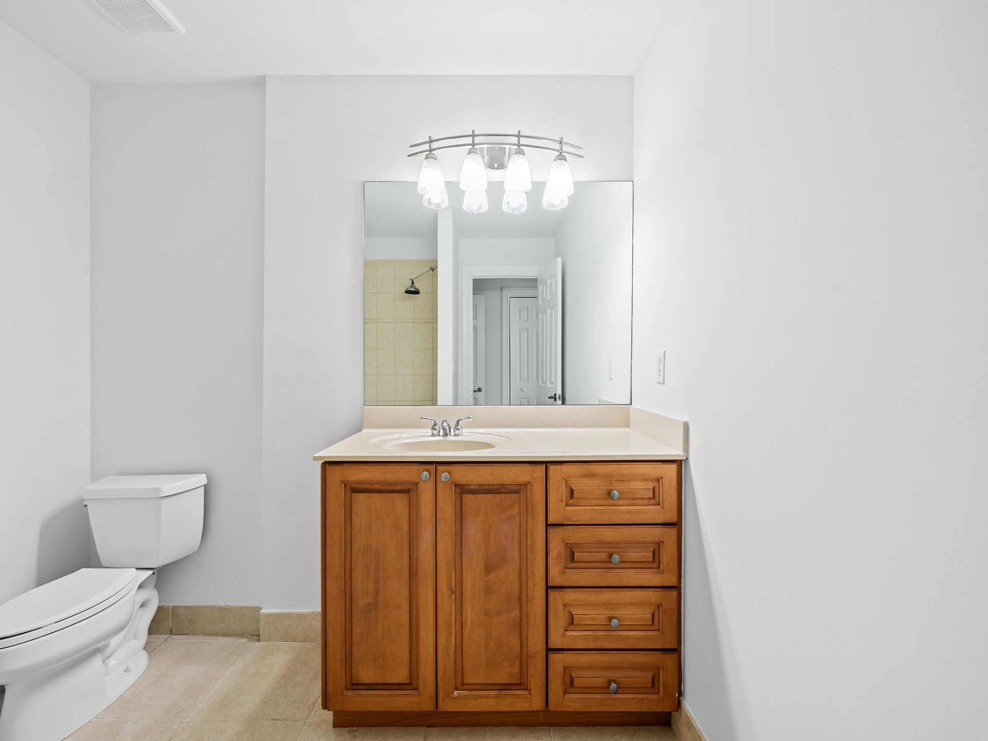 1423 NE 26th Avenue, Unit 1423, Fort Lauderdale, FL 33304 Photo