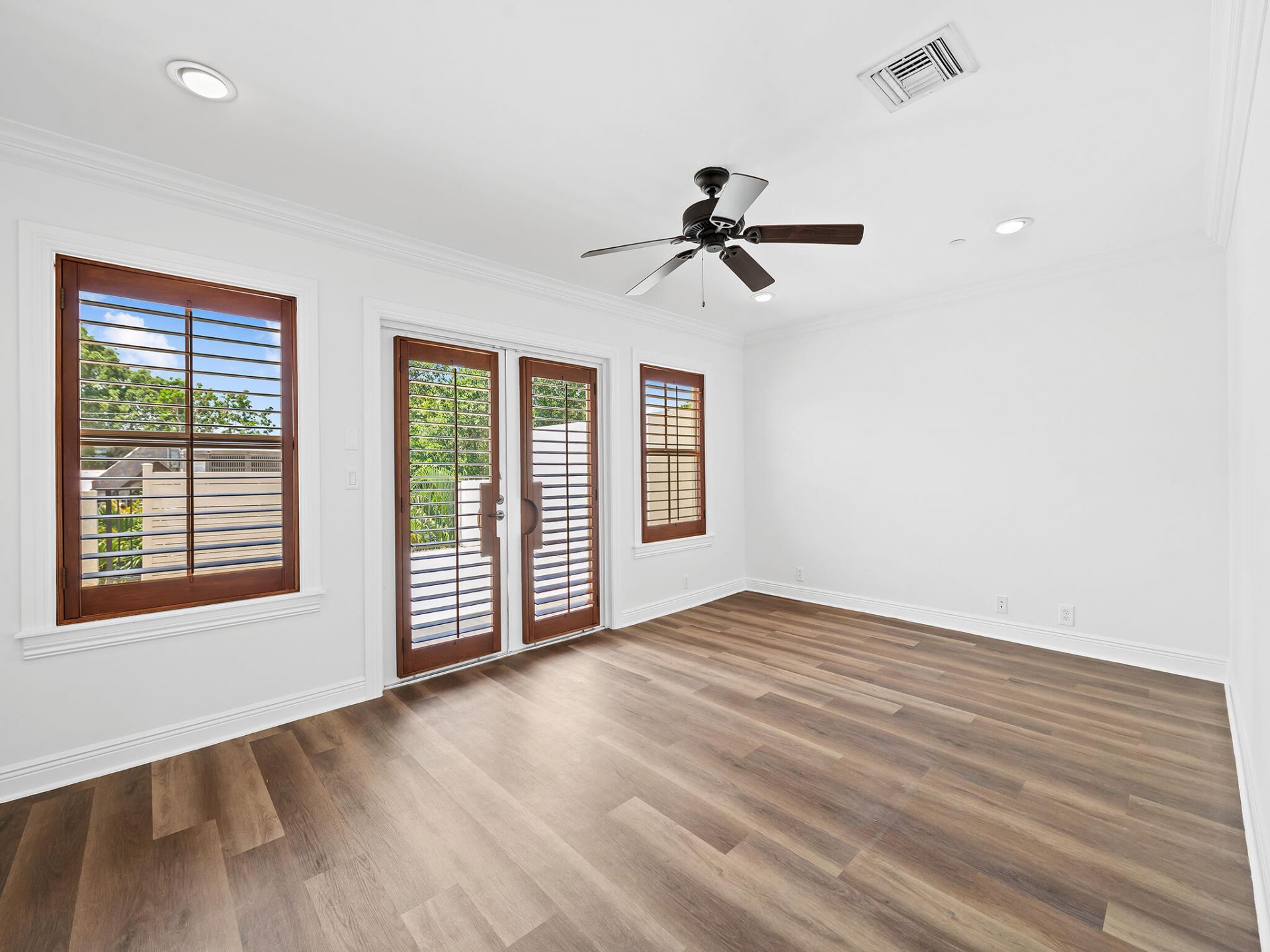 1423 NE 26th Avenue, Unit 1423, Fort Lauderdale, FL 33304 Photo