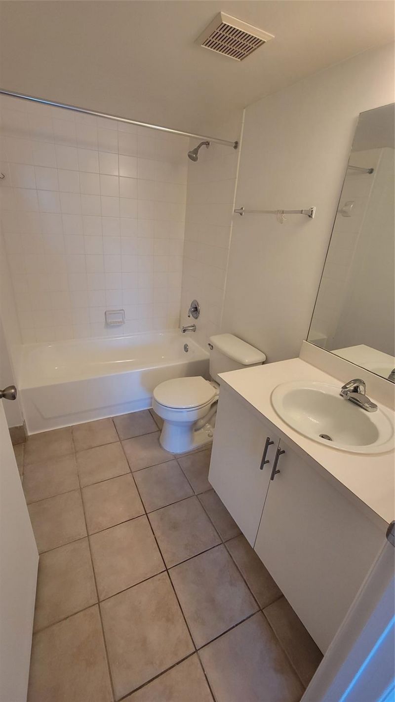 4163 N Haverhill Road, Unit 1203, West Palm Beach, FL 33417 Photo