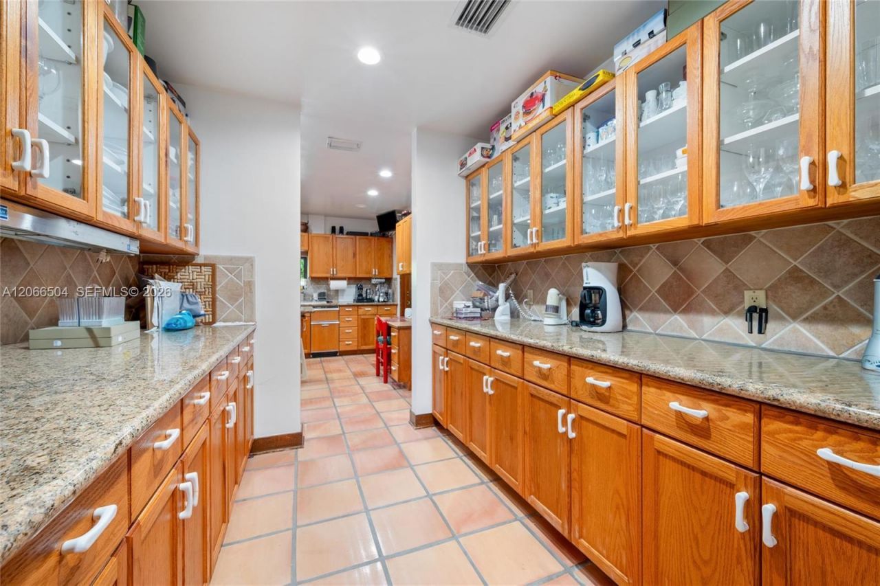 9490 Old Cutler Ln , Coral Gables, FL 33156 Photo