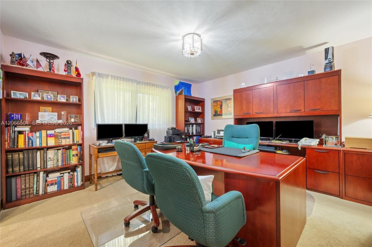 9490 Old Cutler Ln , Coral Gables, FL 33156 Photo