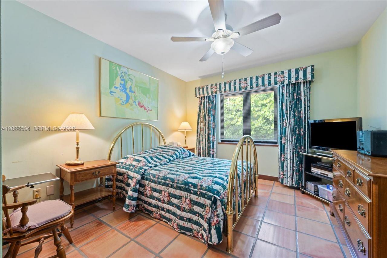 9490 Old Cutler Ln , Coral Gables, FL 33156 Photo