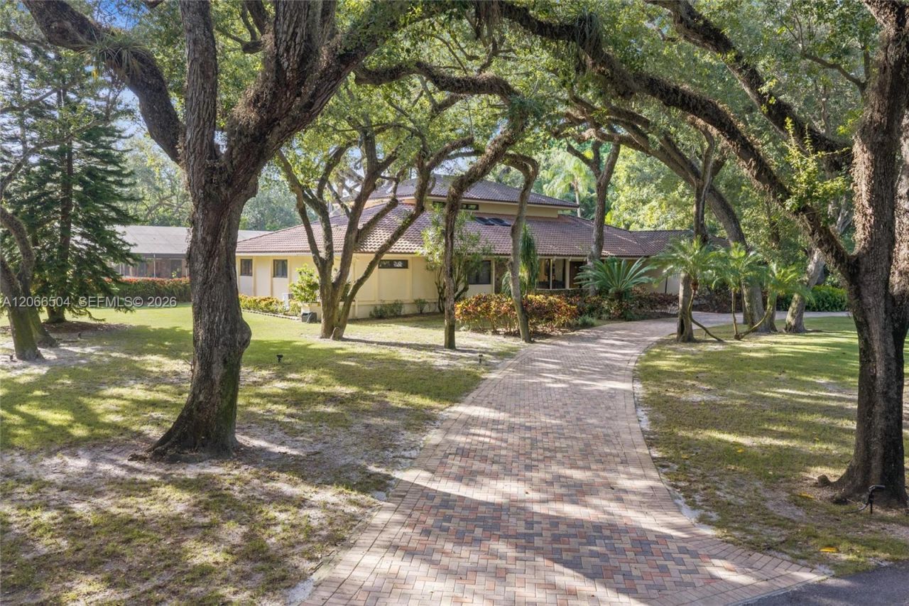 9490 Old Cutler Ln , Coral Gables, FL 33156 Photo