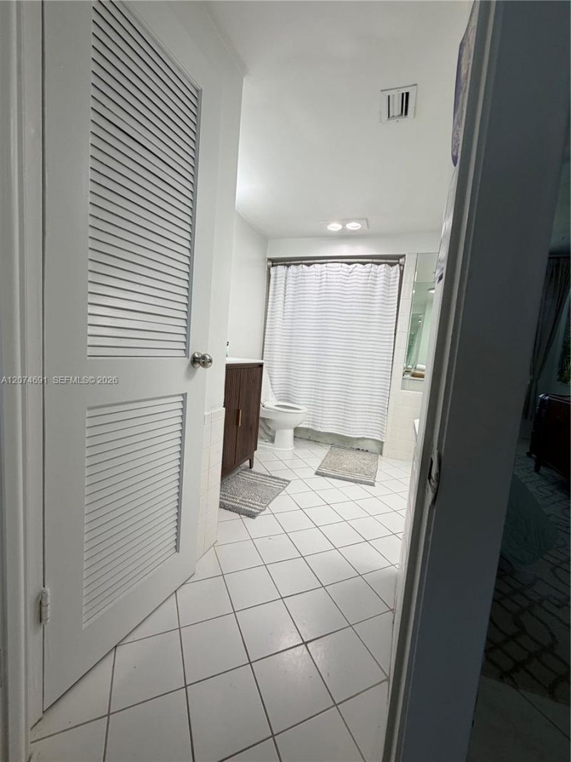 3111 N Ocean Dr , Unit 1611, Hollywood, FL 33019 Photo