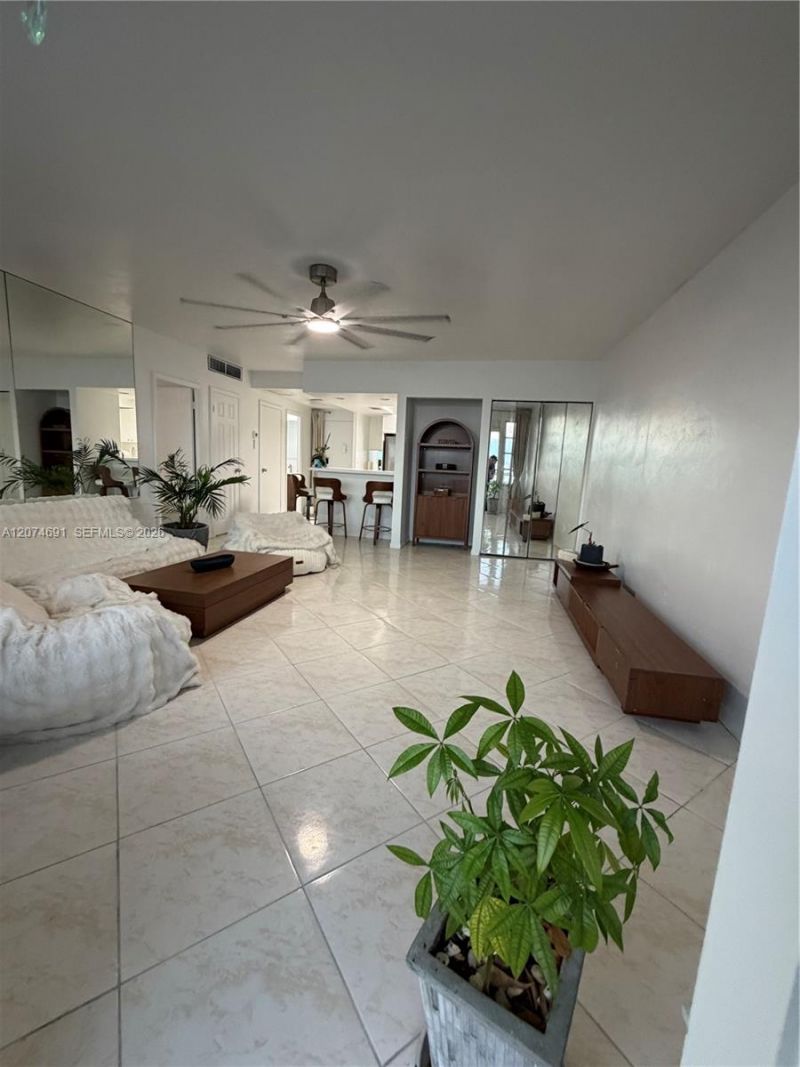 3111 N Ocean Dr, Unit 1611, Hollywood, FL 33019 Photo