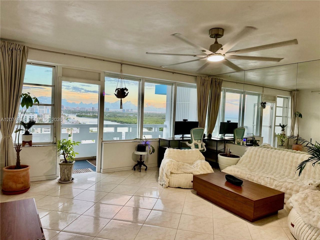 3111 N Ocean Dr, Unit 1611, Hollywood, FL 33019 Photo