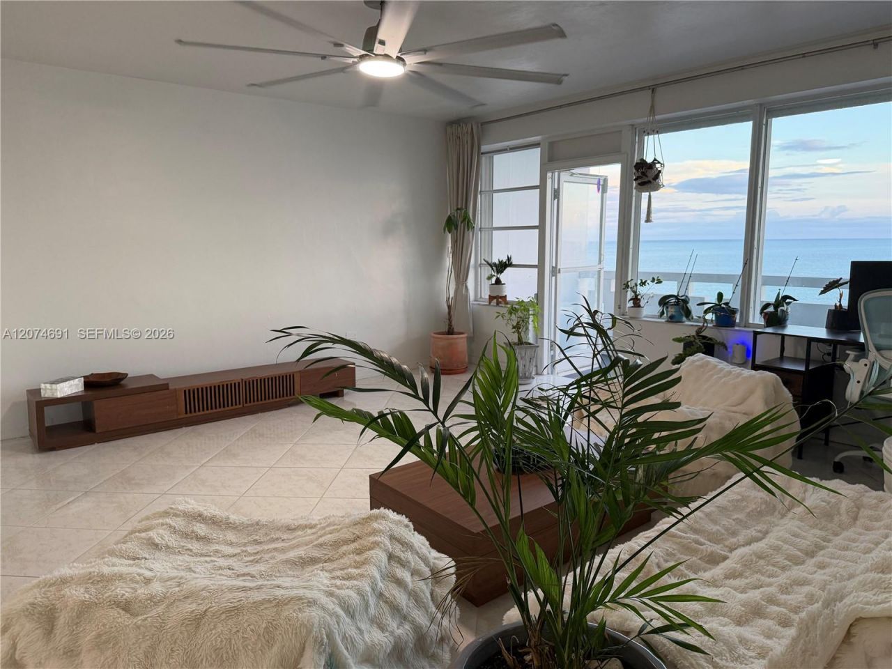 3111 N Ocean Dr, Unit 1611, Hollywood, FL 33019 Photo