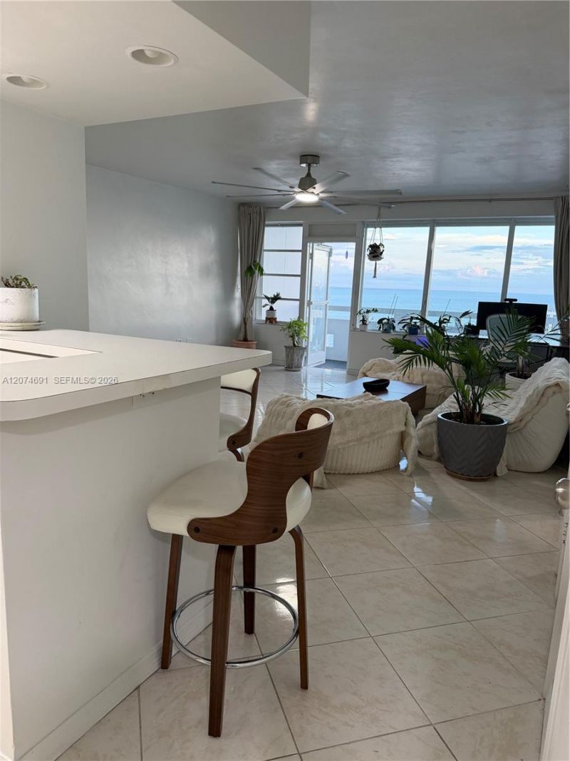 3111 N Ocean Dr, Unit 1611, Hollywood, FL 33019 Photo