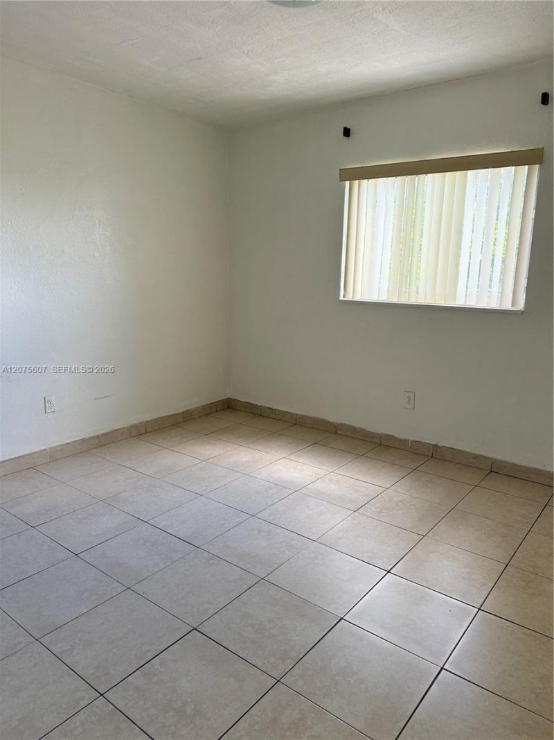 520 SW Krome Ter, Unit 4, Homestead, FL 33030 Photo