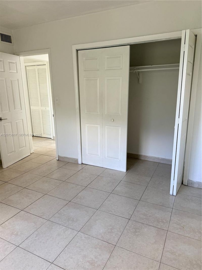 520 SW Krome Ter, Unit 4, Homestead, FL 33030 Photo