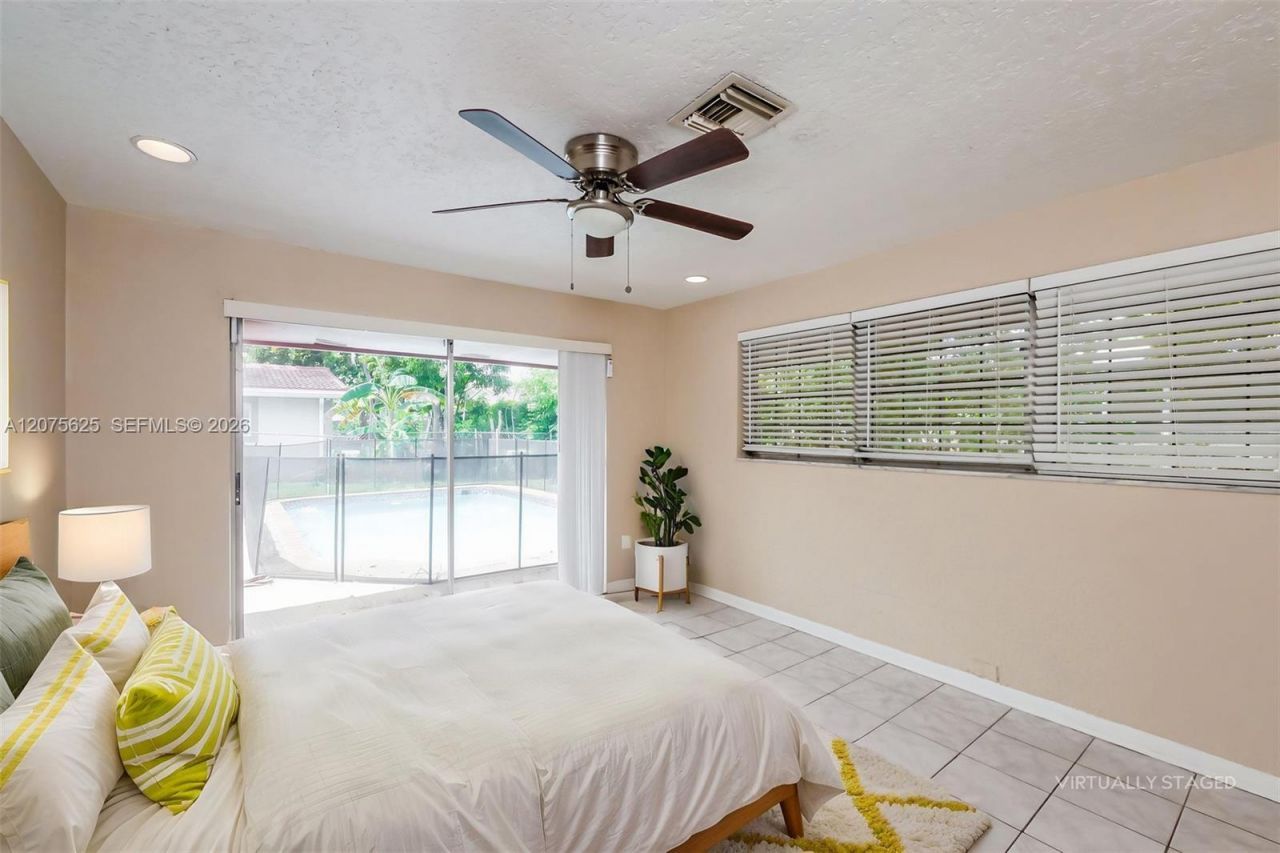 7518 NW 42nd Dr, Coral Springs, FL 33065 Photo