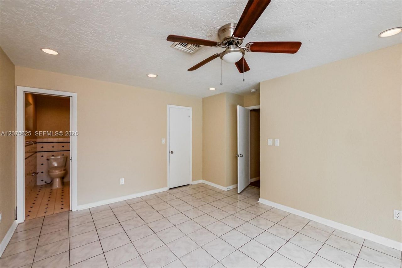7518 NW 42nd Dr, Coral Springs, FL 33065 Photo