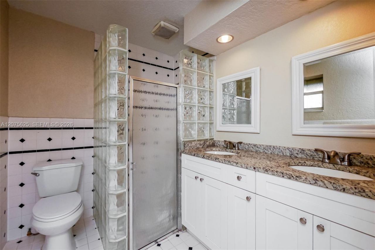 7518 NW 42nd Dr, Coral Springs, FL 33065 Photo