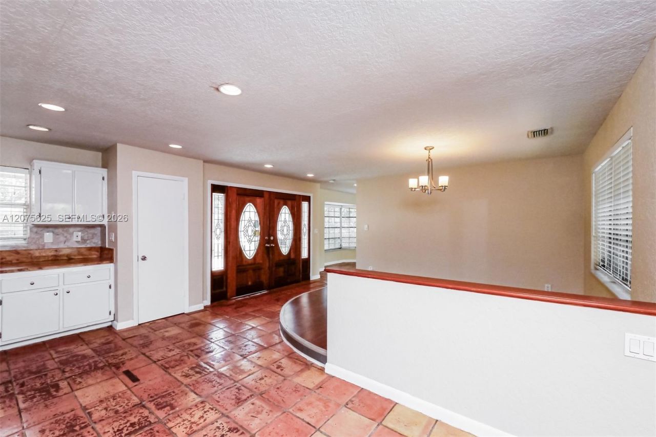 7518 NW 42nd Dr, Coral Springs, FL 33065 Photo