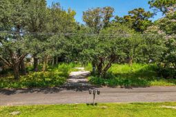 452 Lindberg Street photo 4