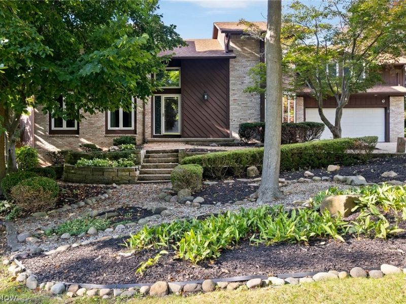 2317 Raintree Street NE, Canton, OH 44705 Photo 18