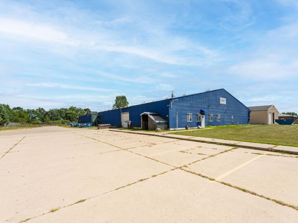 55431 Franklin Drive, Three Rivers, MI 49093