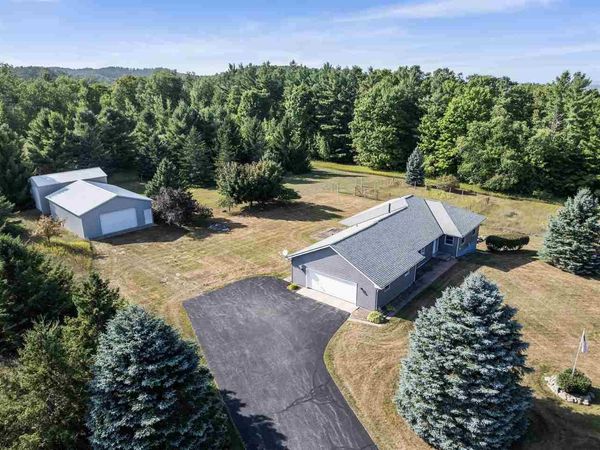 3780 Lookout Ridge, Petoskey, MI 49770