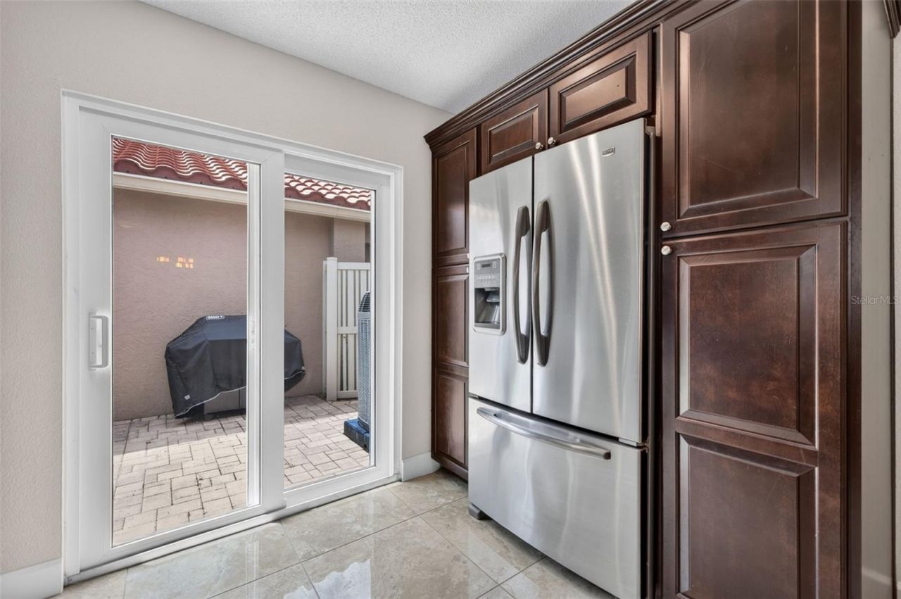 495 St Tropez Circle Ne, Saint Petersburg, FL 33703 Photo